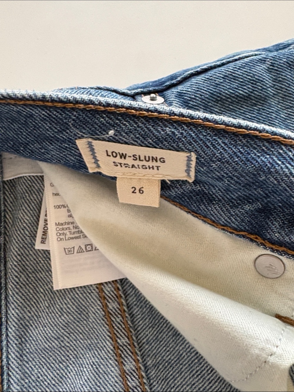 Madewell Low-Slung Straight Leg Jeans in Medium Blue Wash - Picture 4 of 6